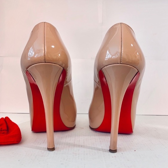 louboutin nude heels